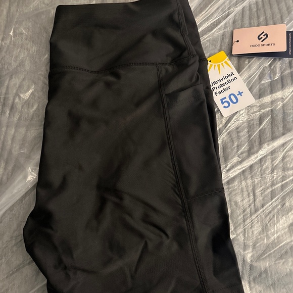 Hodo sports high waisted shorts - Picture 1 of 3